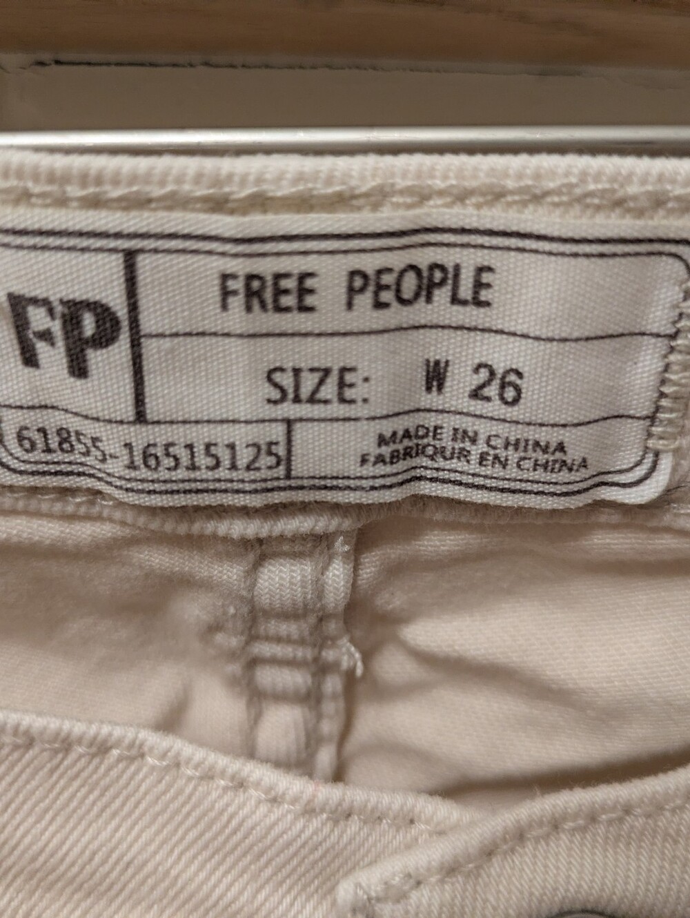 Free People Skinny Women's Jeans - Size 26 - Cream - Distressed - Frayed Hem - Picture 2 of 8